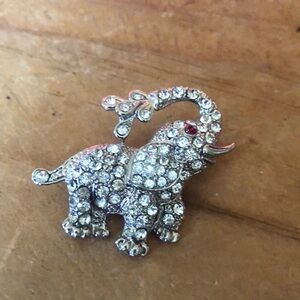 Sparkling Elephant Brooch
